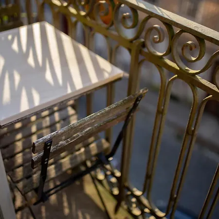 Fil's Place Bed & Breakfast 4*