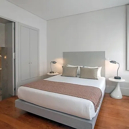 Fil's Place 4* Porto