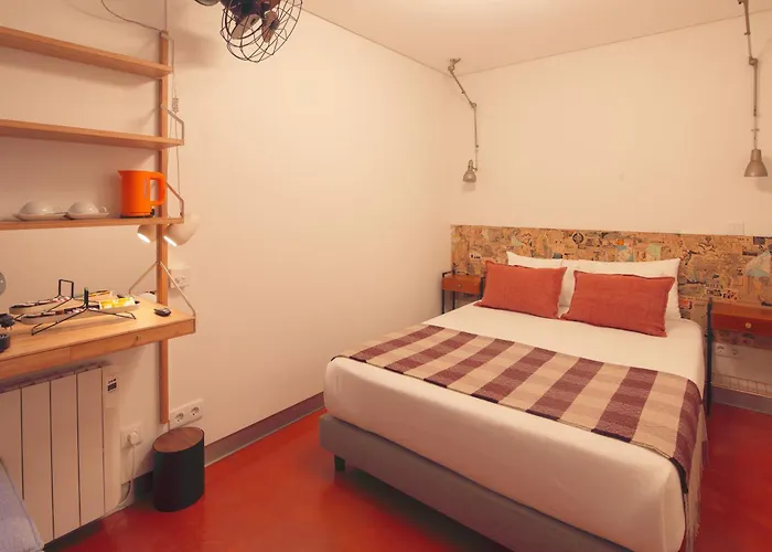 Fil's Place Bed & Breakfast Oporto